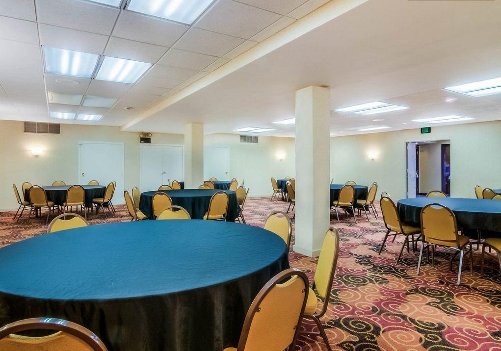 Econo Lodge - Саут-Бенд Екстер'єр фото